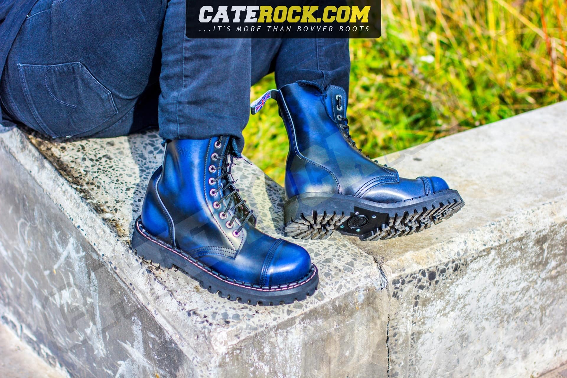 https://caterock.com/wp-content/uploads/2019/11/bovver-boots-10-eyelet-wiped-to-blue-B.jpg
