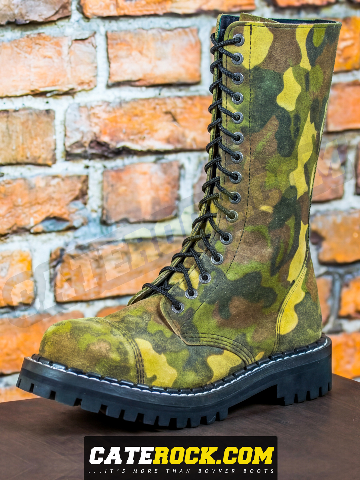Bovver Boots 15 Eyelet (MORO)