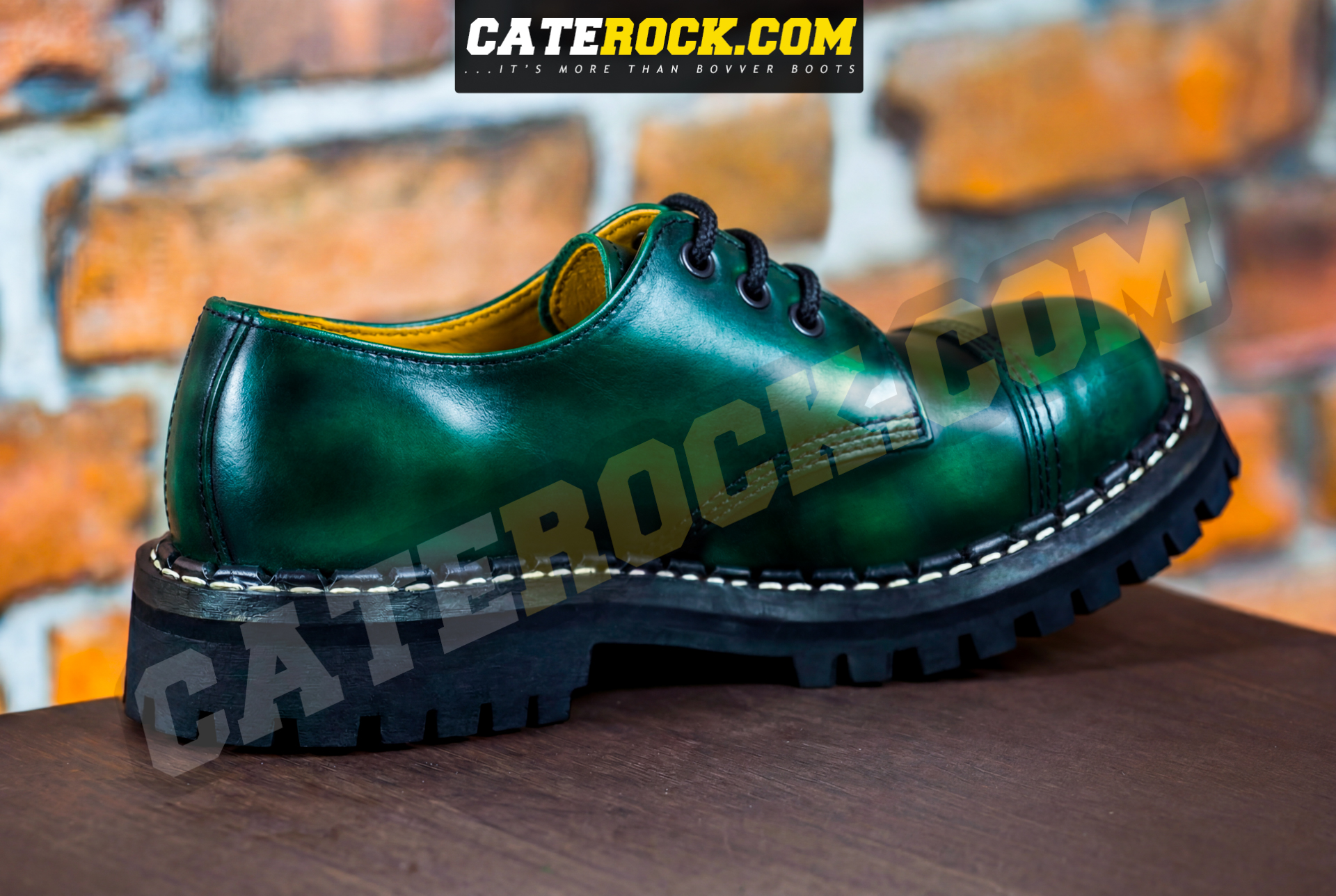 bovver-boots-3-eyelet-wiped-to-dark-green-B