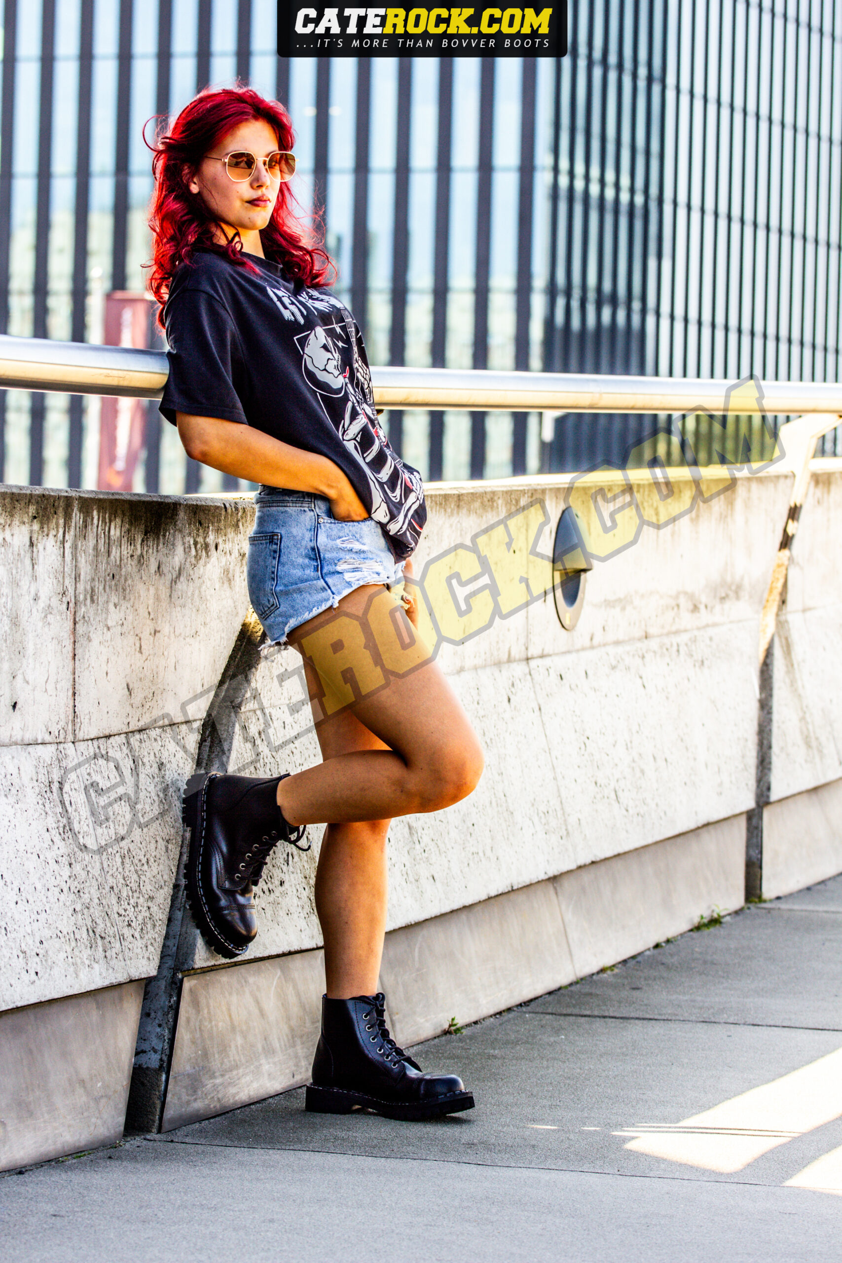 Bovver boots 6 eyelet