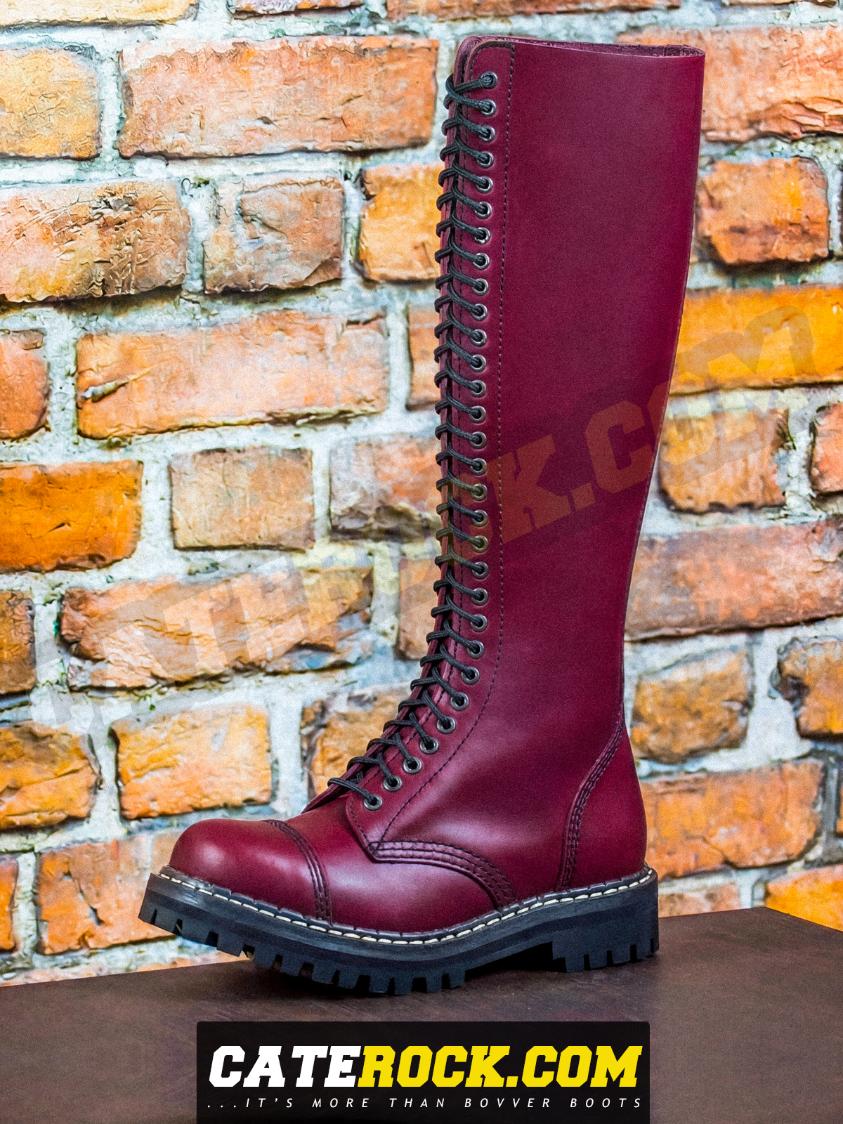Bovver Boots 30 Eyelet (MAROON)
