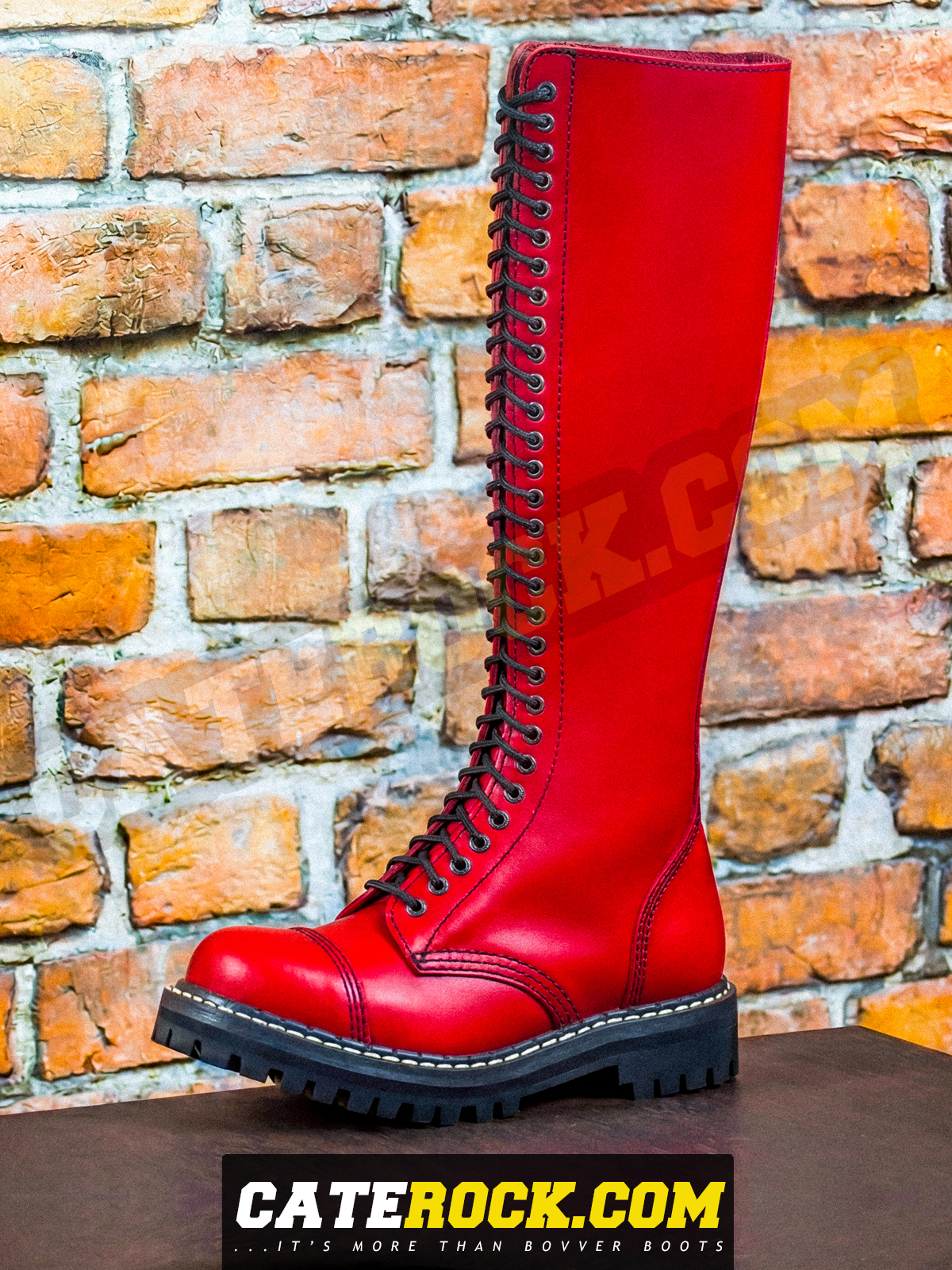 Bovver Boots 30 Eyelet (RED)